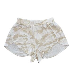 Old Navy Women’s Dream Petal Camo Print Lounge Shorts – Size XS